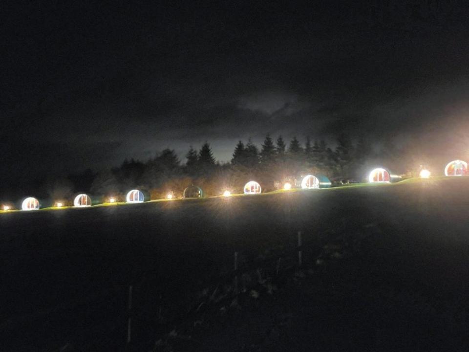 Forth Mountain Glamping Ballintlea Екстериор снимка
